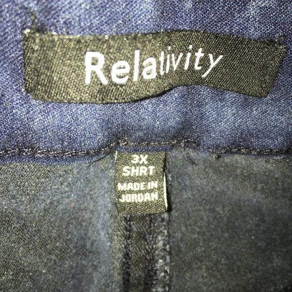 Relativity Indigo 3x* Short Jeggings - Picture 4 of 6